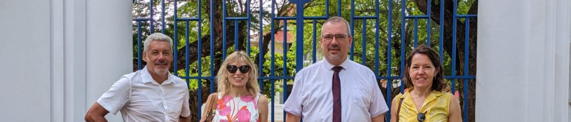 M. BOUEDEC (Dir. Primaire), Mme LAZON (IEN), M. FRINGANT (Princ. collège) et Mme JULIENNE (IPR-IA)